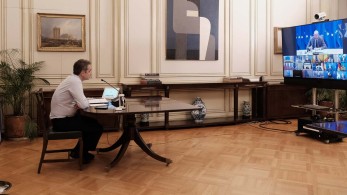 Αιχμές Μητσοτάκη για καθυστερήσεις στην έγκριση των εμβολίων