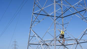 ΑΔΜΗΕ: Νέες διεθνείς διασυνδέσεις και έργα αποθήκευσης στο επενδυτικό πρόγραμμα 2022-2031