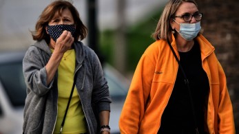 Κορωνοϊός: Τα μισά κρούσματα στην Αττική – Η κατανομή σε όλη την Ελλάδα