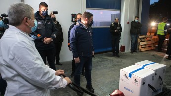 Στην τελική ευθεία μπαίνει η διαδικασία για τους εμβολιασμούς υγειονομικών