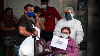 Κορωνοϊός-Τραγωδία στη Βραζιλία: Διασωληνωμένοι πεθαίνουν από ασφυξία