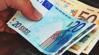 Επίδομα 534 ευρώ: Πότε πιστώνεται στους δικαιούχους