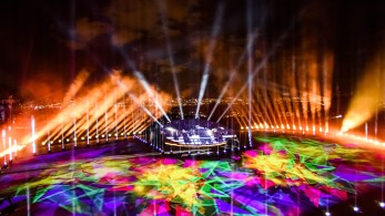 Δήμος Αθηναίων: Με λάμψη, συναίσθημα και συμβολισμούς η υποδοχή του 2021