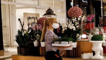 Η Νορβηγία επιβάλλει νέους περιορισμούς για να αποτρέψει ένα νεό κύμα κορωνοϊού