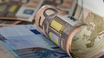 Έρχεται μπαράζ πληρωμών