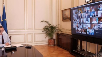 Ανασχηματισμός με «αριστερή» ατζέντα