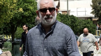 Φιλιππίδης: Με συμπτώματα εγκεφαλικού στο νοσοκομείο – Η ανακοίνωση της οικογένειας