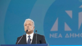 Συνέντευξη Δημήτρη Αβραμόπουλου: Διάλογος ή σύγκρουση το δίλημμα