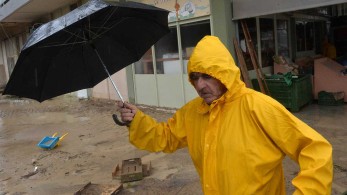 Καιρός: Τσουχτερό κρύο σήμερα-Βροχές, καταιγίδες και χιόνια