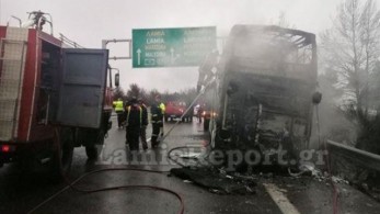 Στις φλόγες λεωφορείο με 48 επιβαίνοντες στο Μαρτίνο- Όλοι σώοι