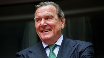 Ο Σρέντερ υπερασπιστής της Τουρκίας