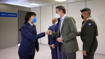 Μητσοτάκης: Ευχαριστώ τις Ένοπλες δυνάμεις που έχουν στελεχώσει το κέντρο Προμηθέας