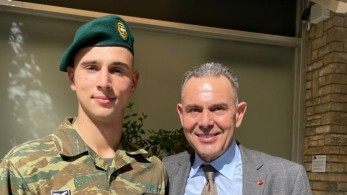 Καμμένος: Η φωτογραφία με το καταδρομέα γιο του