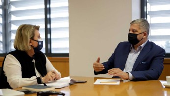 Συνάντηση Βούλτεψη-Πατούλη για το μεταναστευτικό