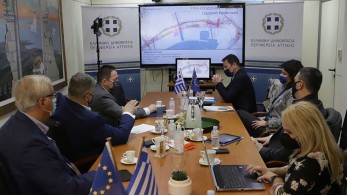 Συνάντηση Πέτσα-Πατούλη για τα έργα στον Φαληρικό Όρμο