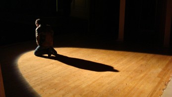 Δεν έχουν τέλος οι καταγγελίες για σεξουαλική παρενόχληση