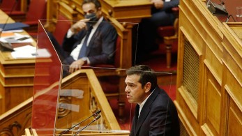 Κυριάκος Μητσοτάκης – Αλέξης Τσίπρας: Δυο κόσμοι