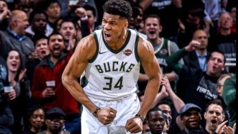 Σούπερ Giannis, αλλά… μόνος