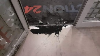 Επίθεση με μολότοφ κατά του Action 24 από τα “παιδιά” του Κουφοντίνα  (pic)