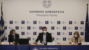 Κικίλιας: Δεν θέλαμε να χαθούν δόσεις εμβολίων