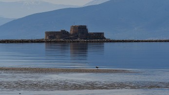 Κορωνοϊός: Σκληρό lockdown σε Ναύπλιο και Αρκαδία