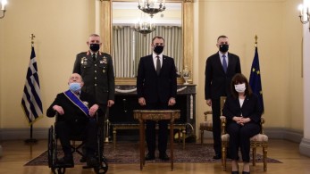 Παρουσία Παναγιωτόπουλου η παρασημοφόρηση Τσούνη