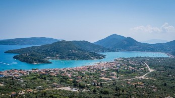 Αυστηρό lockdown σε Λευκάδα, Θεσπρωτία, Σύρο, Σάμο, Ηράκλειο και Κόρινθο
