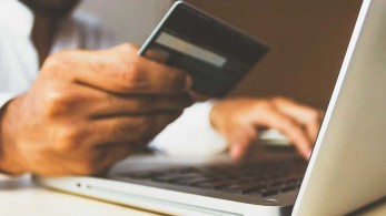 Τι ισχύει για τις ηλεκτρονικές αποδείξεις-Αντίστροφη μέτρηση για τέλη κυκλοφορίας