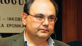 Χέρι-χέρι, Τράγκας και Καζάκης