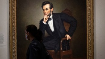 “Βαθιά Νοσταλγία”: Δίνοντας κίνηση σε παλιά φωτογραφικά πορτρέτα (vid)