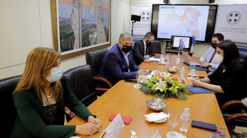 Συνάντηση Πατούλη-Μιχαηλίδου για τη στήριξη ευάλωτων ομάδων