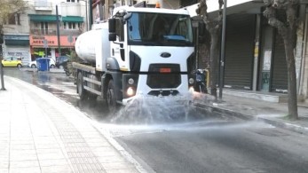 Μεγάλη επιχείρηση απολύμανσης και καθαριότητας στον Άγιο Παντελεήμονα