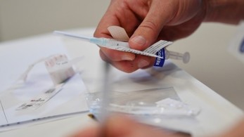 Κορωνοϊος: Ασφαλές το εμβόλιο της Johnson & Johnson