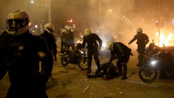 Νέα Σμύρνη: Συνελήφθη ο “Ινδιάνος” για την δολοφονική επίθεση στον αστυνομικό