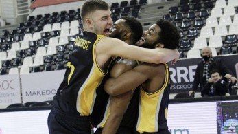 Με Λάνγκφορντ «απέδρασε» η ΑΕΚ από την Πυλαία