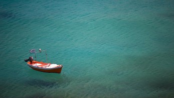 Ζαχαράκη: Εξετάζεται μερικό άνοιγμα του τουρισμού τον Απρίλιο