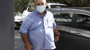 Σάλπισμα Βούτση για νέες κορωνο-διαδηλώσεις