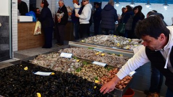 Τα μαγαζιά που θα λειτουργήσουν την Καθαρά Δευτέρα