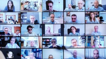 Λοιμωξιολόγοι δέσμιοι της δημοσιότητας