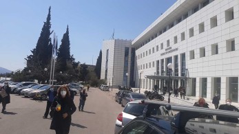 Υπουργείο Παιδείας: Εκκένωση του κτιρίου μετά από τηλεφώνημα για βόμβα (pics-vid)