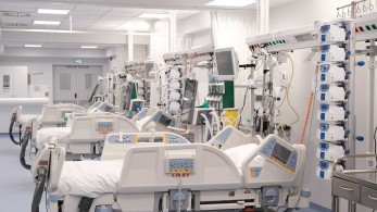 Ράπτη: Υγειονομική βόμβα τα καρναβαλικά πάρτι-Έρχεται δύσκολη εβδομάδα