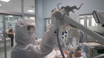 Τουρκία: Ξεπέρασαν τα 30.000 τα ημερήσια κρούσματα Covid-19