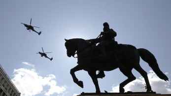 Μεγαλειώδης στρατιωτική παρέλαση για τα 200 χρόνια από την Επανάσταση