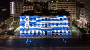 Η Αθήνα γιορτάζει τα 200 χρόνια από την Ελληνική Επανάσταση (vid)