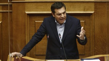 “Χωροφύλαξ” Τσίπρας: “Κύριε Γεραπετρίτη, άνθρωπε μου αλλού. Όχι σε μένα…” (video)