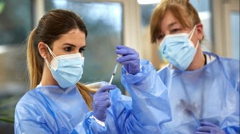 Κορωνοϊός: Αυξημένα σήμερα τα κρούσματα-Ανακοινώσεις Κικίλια το απόγευμα