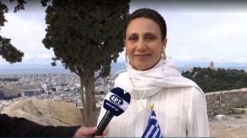 Συγκινημένη η Ζαννή που τραγούδησε τον Εθνικό Ύμνο