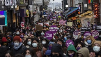 Eπίθεση Ακσενέρ σε Ερντογάν: Oι γυναίκες αποφασίζουν για τη Σύμβαση Κωνσταντινούπολης, όχι εσύ