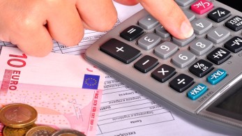 Φορολογία: Αλλαγές σε τεκμήρια, προκαταβολές και e-αποδείξεις