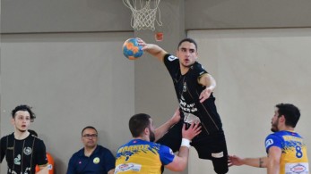 Βραχύ αλλά προβάδισμα της ΑΕΚ για τελικό